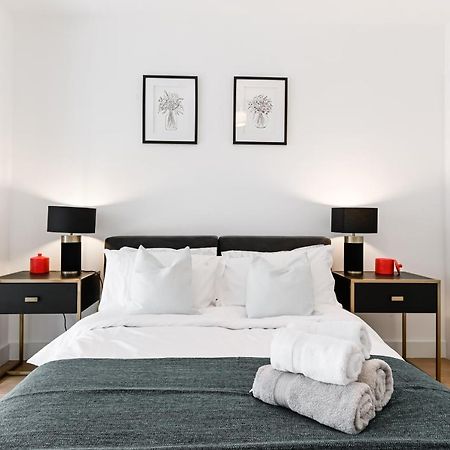 Khayat Homes - The Owelor - Two Bed Londres Extérieur photo